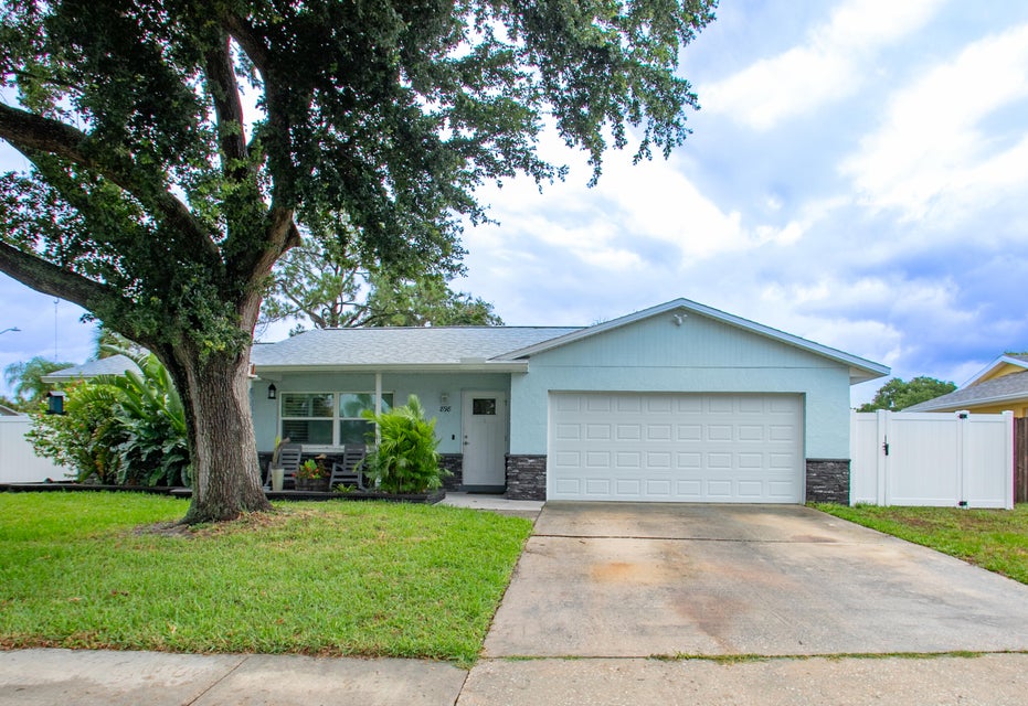 898 Brunswick Lane
